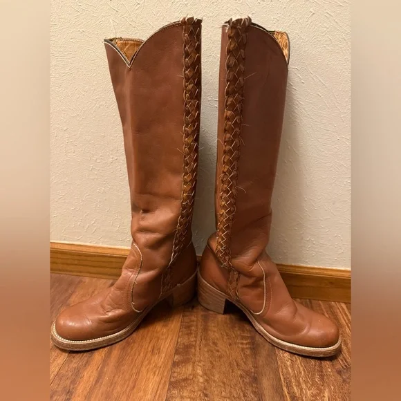 Amazing Vintage Frye Boots with Braided detail SZ 6.5 - Picture 4 of 10